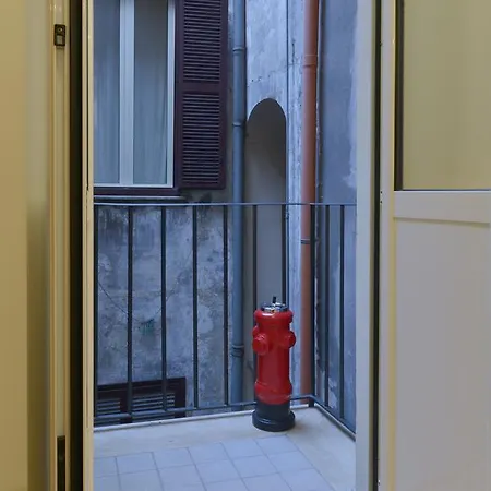Pantheon Luxury Apartment *