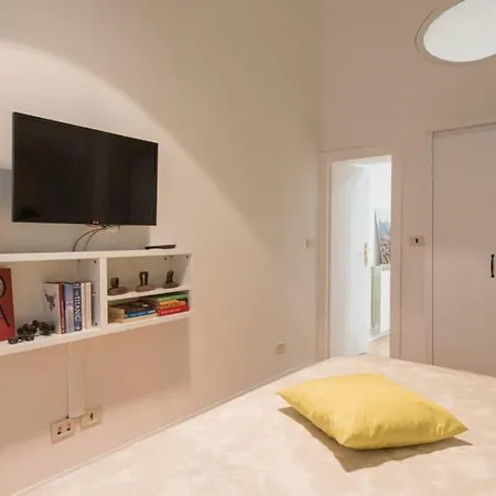 Pantheon Luxury *
